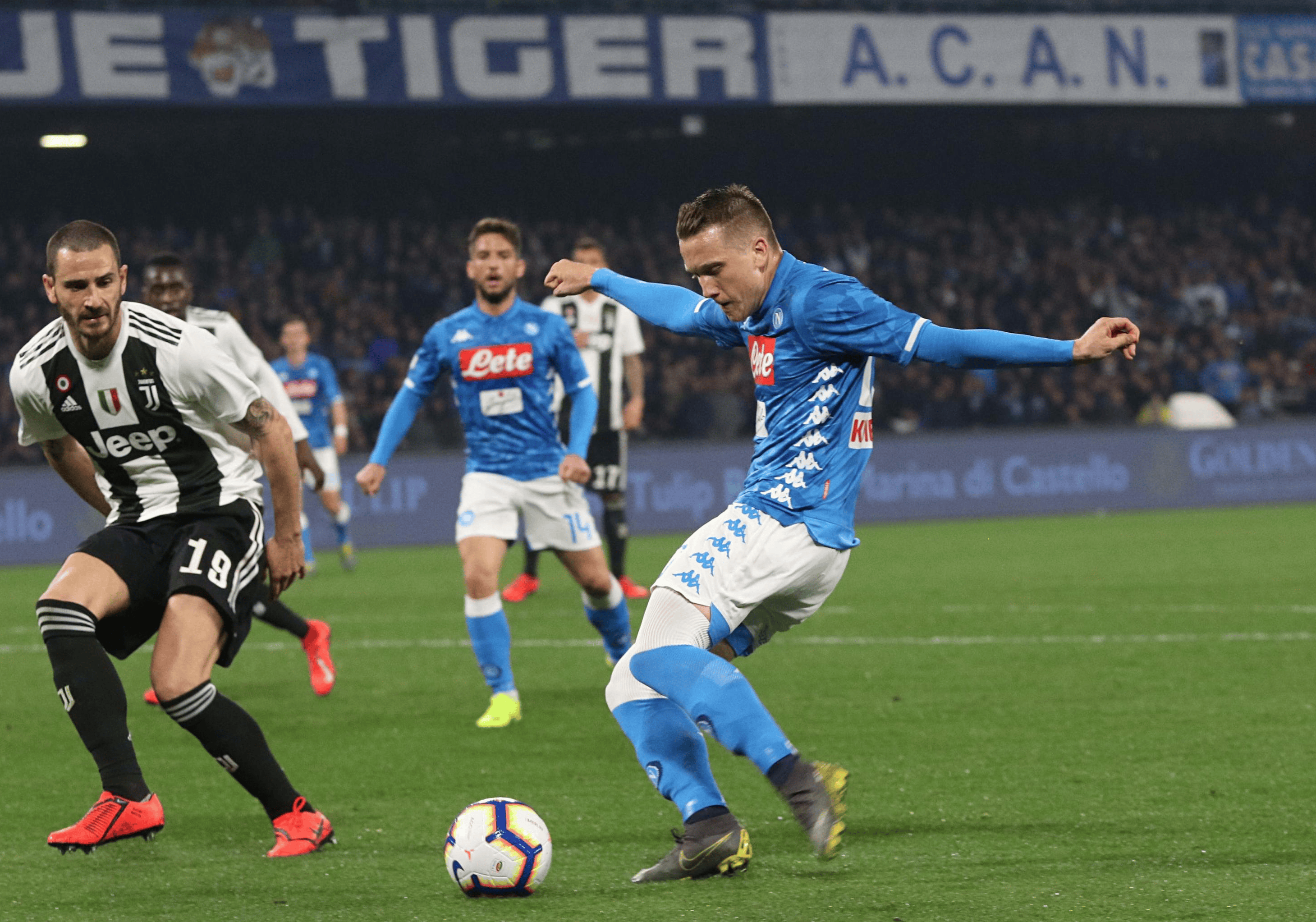 今晚NBA常规赛焦点战,国际米兰造点机会,压力陡增,细节决定成败的简单介绍 今晚NBA常规赛焦点战,国际米兰造点机会,压力陡增,细节决定成败的简单介绍